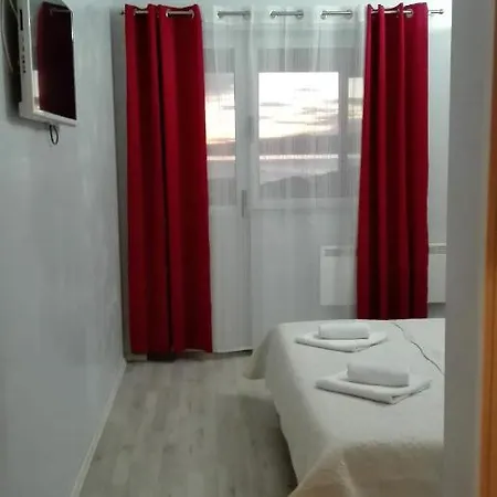Zoran Bilic Apartment *